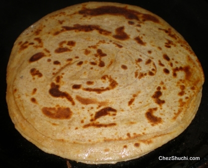 लच्छा पराठा
